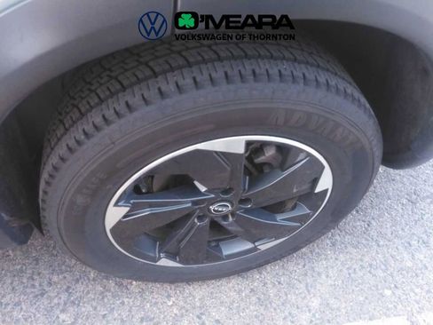 Used 2024 Nissan Rogue SV image 8