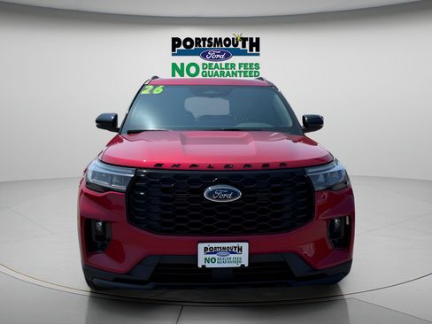 Used 2026 Ford Explorer ST-Line w/ ST-Line Street Pack AWD/4WD image 10