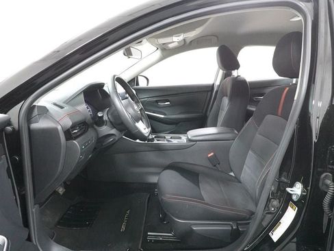Used 2025 Nissan Sentra SR FWD image 20