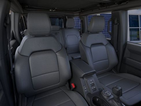 New 2025 Ford Bronco Outer Banks image 11