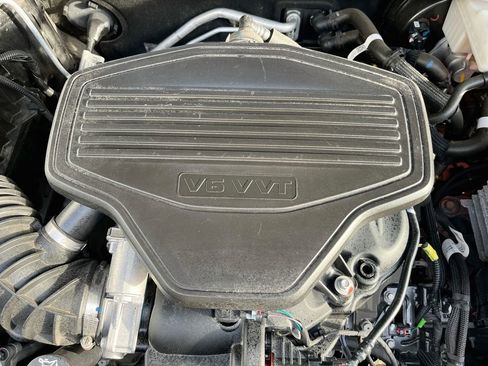 Used 2024 Chevrolet Blazer RS w/ Driver Confidence II Package AWD/4WD image 32