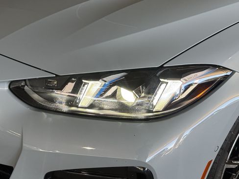 Used 2026 BMW M440i w/ Premium Package RWD image 9