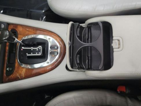 Used 2005 Jaguar XK8 Convertible RWD image 22