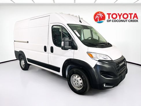 Used 2023 RAM ProMaster 3500 w/ Driver Convenience Group image 1