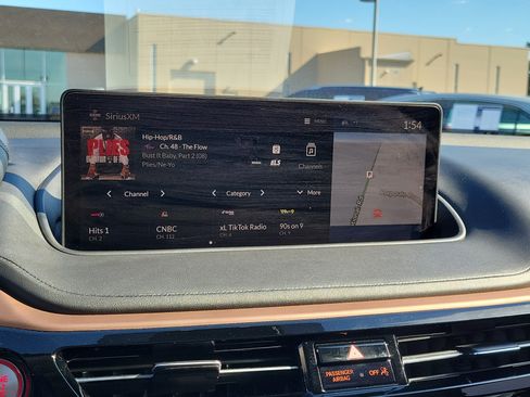 Used 2022 Acura MDX SH-AWD w/ Technology Package image 26