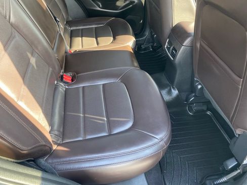 Used 2019 MAZDA CX-5 Signature AWD/4WD image 11