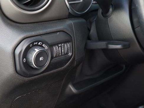 Used 2021 Jeep Wrangler Sport AWD/4WD image 13