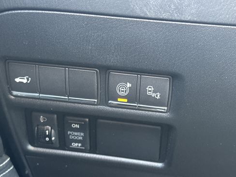 Used 2016 INFINITI QX80 Luxe w/ 22" Wheel Package image 28