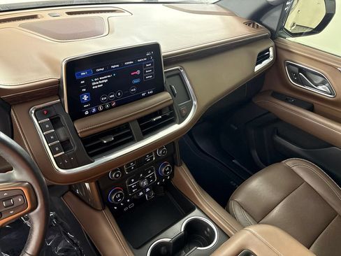 Used 2021 Chevrolet Tahoe High Country RWD image 42
