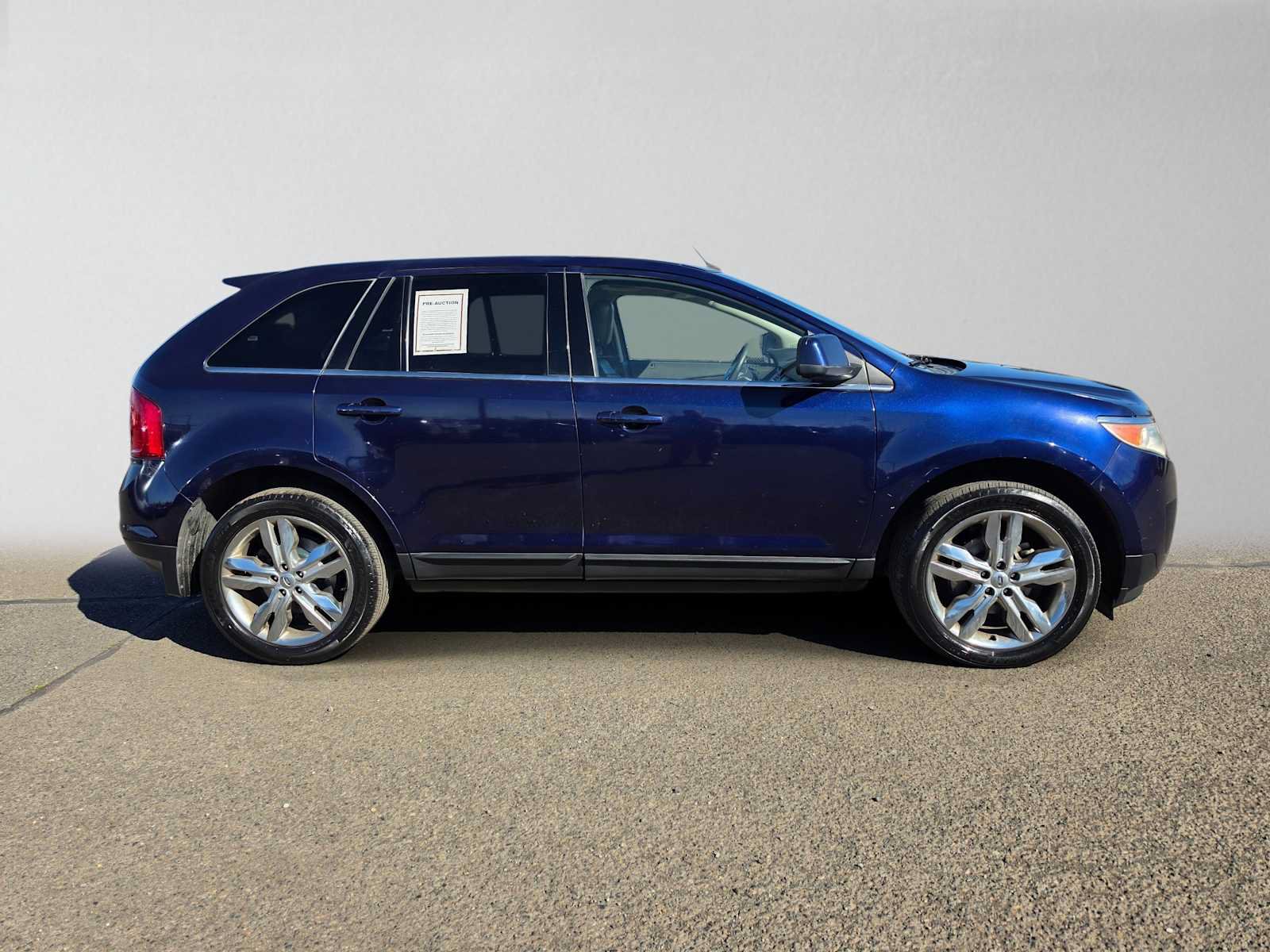 Used 2011 Ford Edge Limited w/ 302A Rapid Spec Order Code FWD image 2