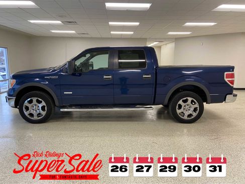 Used 2011 Ford F150 XLT w/ XLT Chrome Pkg image 9