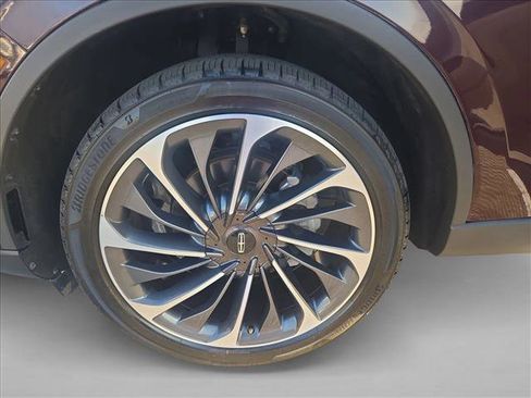 Used 2023 Lincoln Aviator Reserve w/ Equipment Group 201A image 25