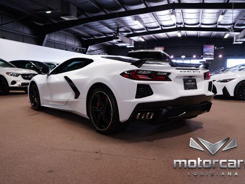 Used 2021 Chevrolet Corvette Stingray Preferred Cpe w/ Z51 Performance Package RWD image 5