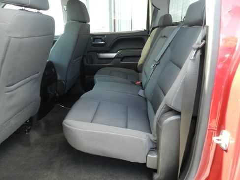 Used 2018 Chevrolet Silverado 1500 LT w/ All Star Edition image 10