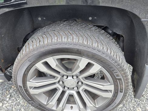 Used 2019 GMC Yukon XL Denali AWD/4WD image 36