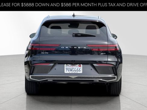 Used 2026 Genesis GV70 2.5T AWD/4WD image 5