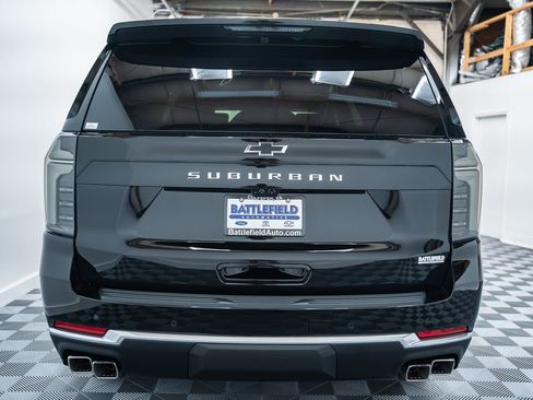 New 2026 Chevrolet Suburban High Country AWD/4WD image 5