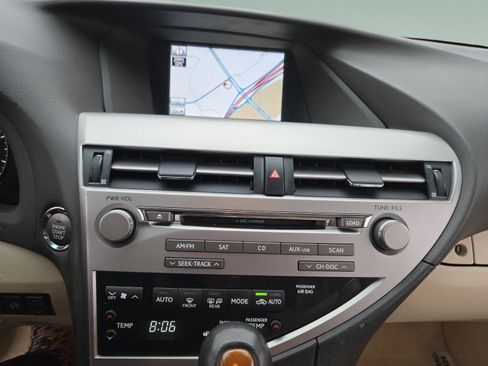 Used 2012 Lexus RX 350 FWD w/ Luxury Pkg image 17