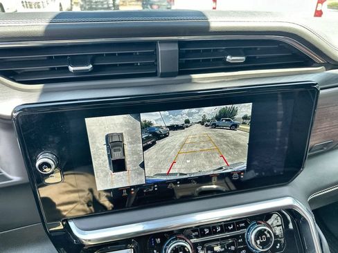 Certified 2025 GMC Sierra 1500 Denali Ultimate AWD/4WD image 29