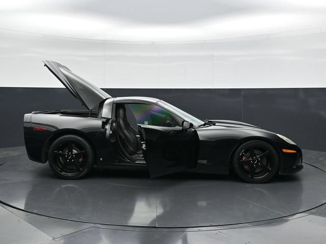 Used 2006 Chevrolet Corvette Coupe RWD image 45