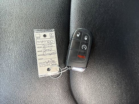 Used 2025 Jeep Compass Limited AWD/4WD image 29
