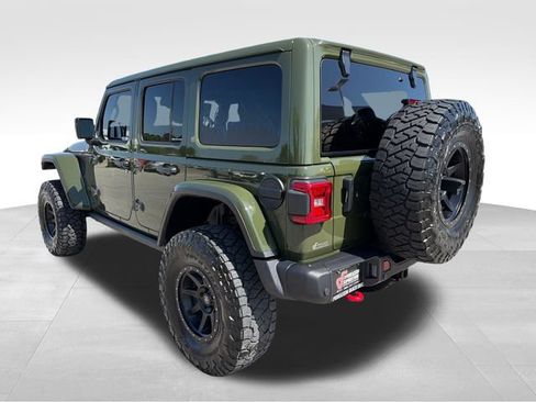 Used 2024 Jeep Wrangler Unlimited Rubicon AWD/4WD image 5