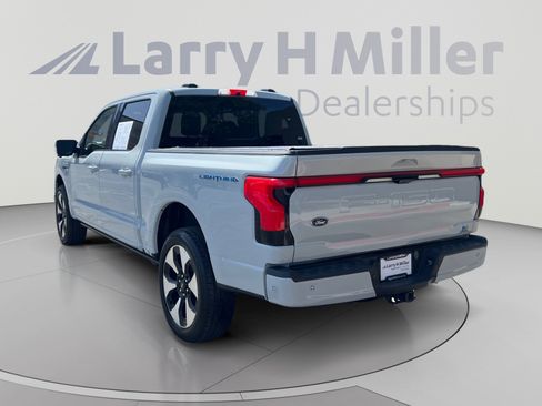 Used 2023 Ford F150 Lightning Platinum AWD/4WD image 3