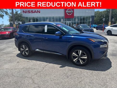 Certified 2022 Nissan Rogue SL w/ SL Premium Package FWD image 1