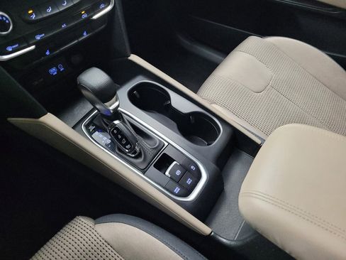 Used 2020 Hyundai Santa Fe SEL image 26