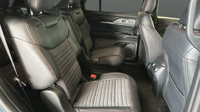 New 2027 Ford Explorer ST-Line w/ Premium Package AWD/4WD image 24