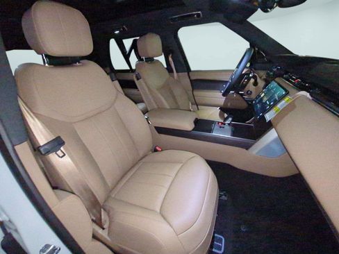 New 2026 Land Rover Range Rover SE AWD/4WD image 30