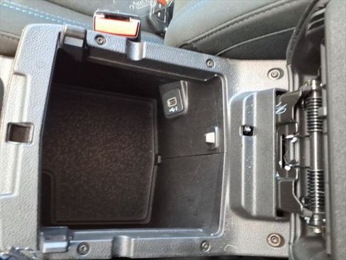 Used 2024 Jeep Wrangler Unlimited Rubicon 4xe AWD/4WD image 28