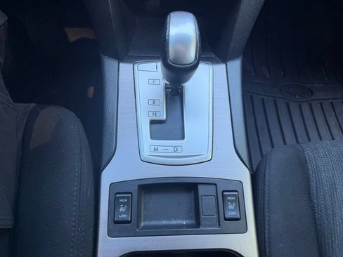 Used 2013 Subaru Legacy 2.5i Premium AWD/4WD image 24