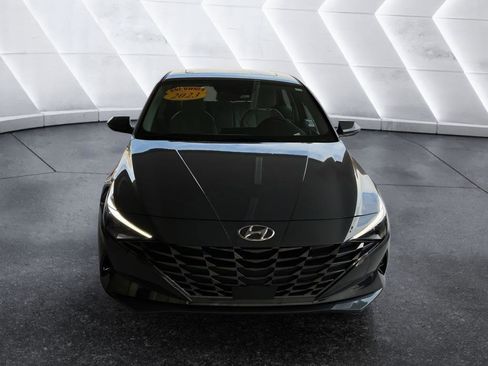Certified 2023 Hyundai Elantra Limited image 1