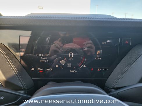 Used 2025 GMC Yukon Denali w/ Sun & Power Step Package image 22