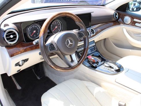 Used 2017 Mercedes-Benz E 400 4MATIC Wagon image 13