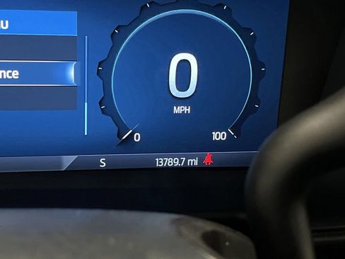 Used 2024 Ford F250 XLT w/ XLT Premium Package image 6