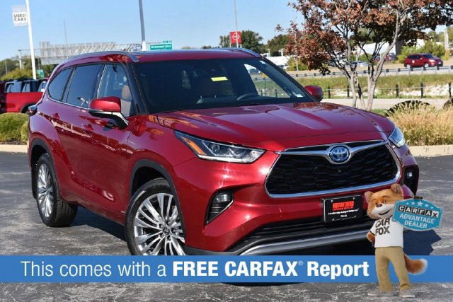 Used 2023 Toyota Highlander Platinum AWD/4WD image 2