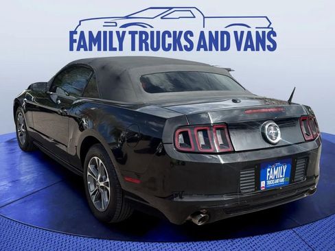 Used 2013 Ford Mustang Premium RWD image 3