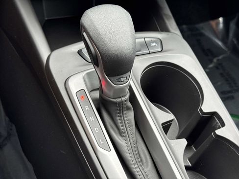 Used 2024 Chevrolet Trax LS image 29