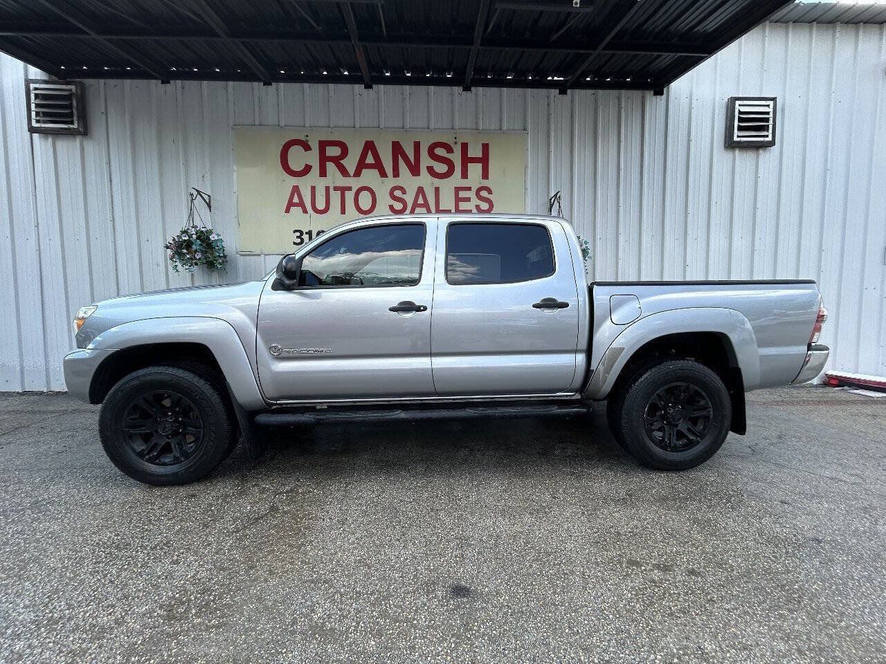 Used 2015 Toyota Tacoma PreRunner w/ SR5 Package RWD image 29