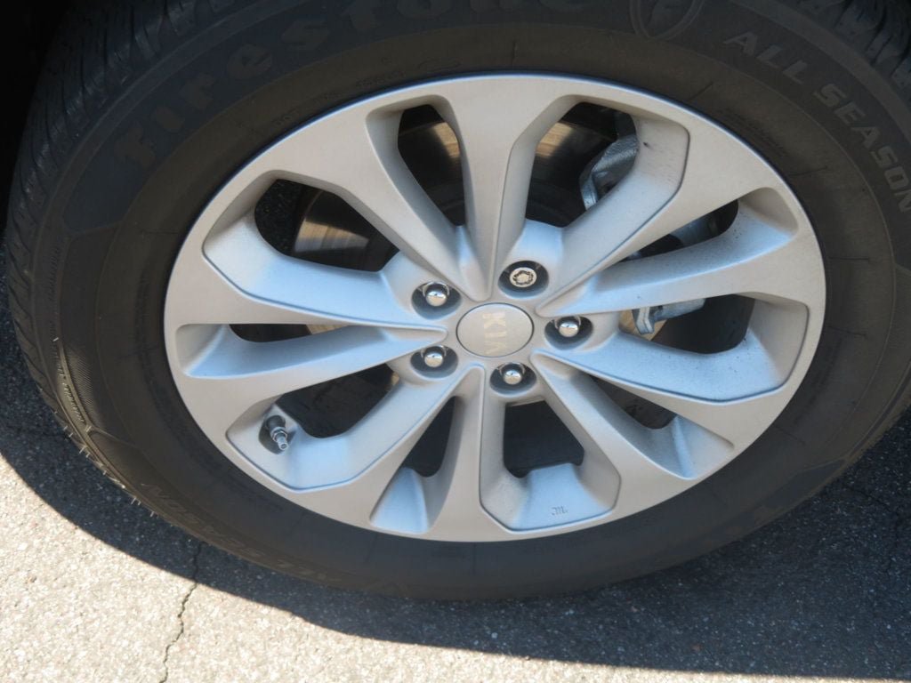 Used 2014 Kia Sorento EX w/ EX V6 Touring Package FWD image 15