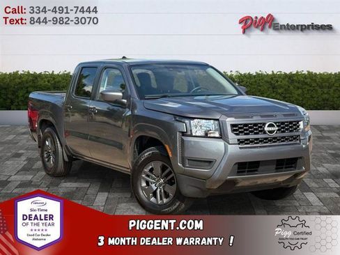 Used 2025 Nissan Frontier SV RWD image 1