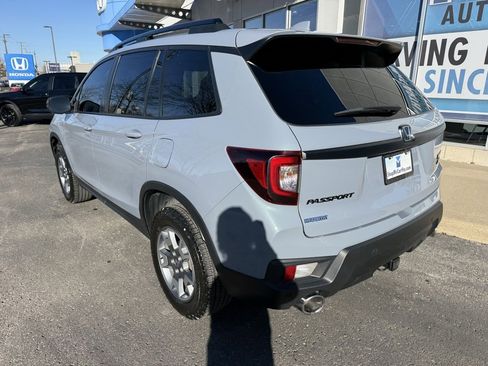 Used 2023 Honda Passport TrailSport image 14