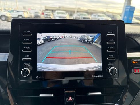 Used 2021 Toyota Camry SE image 22