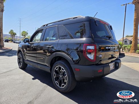 New 2026 Ford Bronco Sport Outer Banks w/ Outer Banks Tech Package+ AWD/4WD image 3