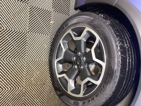 Used 2014 Subaru Crosstrek 2.0i Premium w/ Popular Package #1 image 9