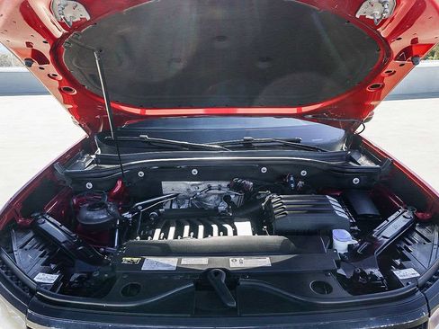 Used 2020 Volkswagen Atlas Cross Sport SE w/ Panoramic Sunroof Package image 49