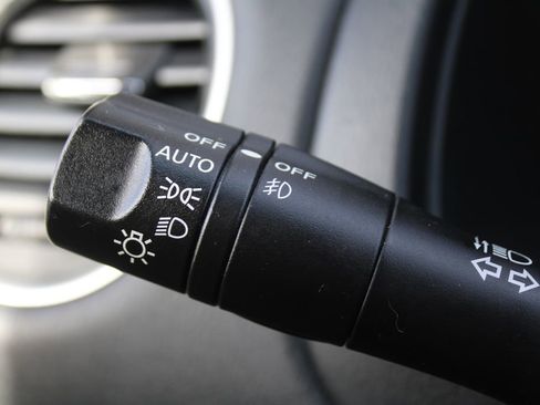 Used 2015 Nissan Pathfinder SL w/ Cargo Package image 32