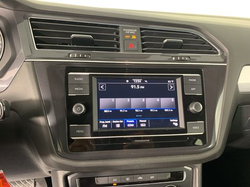Used 2021 Volkswagen Tiguan S FWD image 26